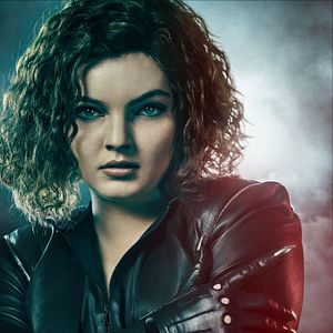 Photo Camren Bicondova