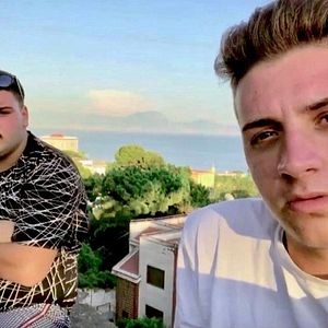 Photo Selfie, avoir 16 ans à Naples