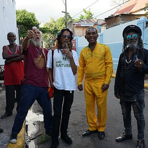 Photo Inna de Yard