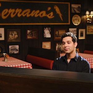 Photo Skylar Astin