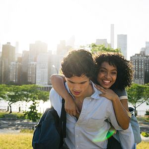 Photo Charles Melton