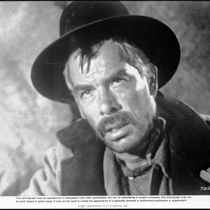 Photo Lee J. Cobb