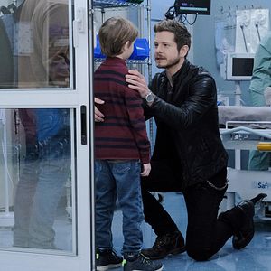 Photo Matt Czuchry