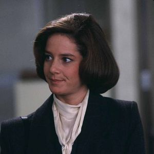 Photo Debra Winger