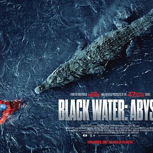 Photo Black Water: Abyss