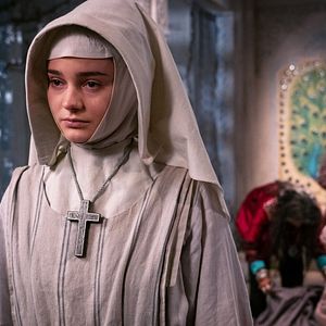 Photo Black Narcissus