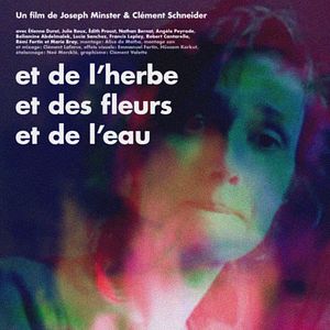 Photo Et de l'herbe et des fleurs et de l'eau