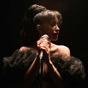 Photo Christian Serratos