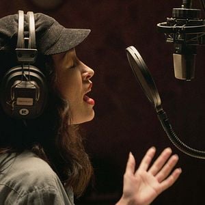 Photo Christian Serratos