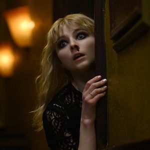 Photo Thomasin McKenzie