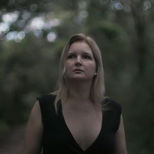 Photo Elize Matsunaga : Sinistre conte de fées