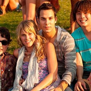 Photo Skylar Astin
