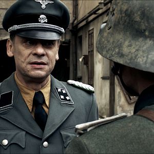 Photo Generation War