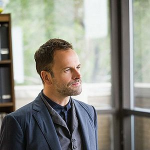 Photo Jonny Lee Miller