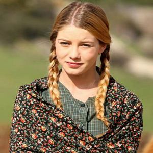 Photo Charlotte Vega