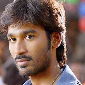 Photo V Dhanush