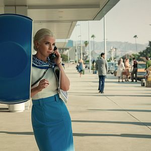 Photo Betty Gilpin