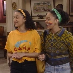 Photo Sister, Sister