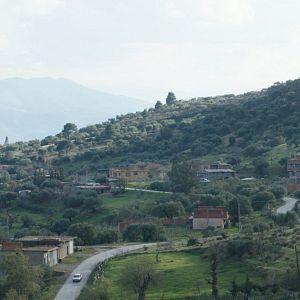 Photo La Maison brûle, autant se réchauffer