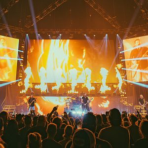 Photo Hate to Love: Nickelback