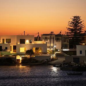 Photo The Reluctant Traveler with Eugene Levy