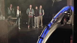 image de Ambiance 80's dans le clip de ”Honey Sweet” pour le groupe Blossoms 