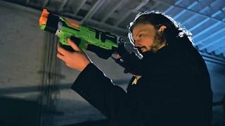 image de Et si John Wick se battait avec un pistolet Nerf ?