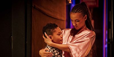 poster de la série Paris Première