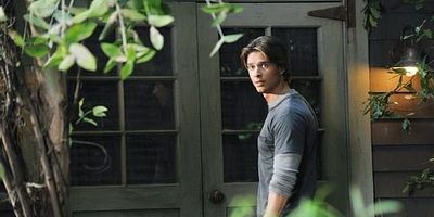 poster de la série Dans la remise