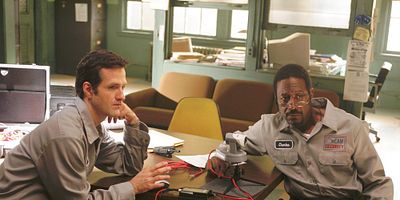 poster de la série Au-delà des règles