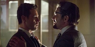 poster de la série Le masque tombe