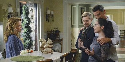 poster de la série And We Bring the Light