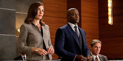 poster de la série Derrière la ligne (1/2)