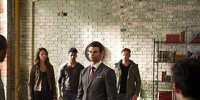 poster de la série Carnaval éternel