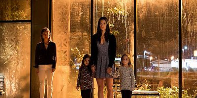 poster de la série L'offrande aux ténèbres