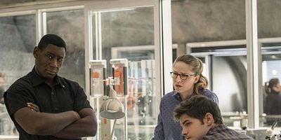 poster de la série L'ADN des Luthor