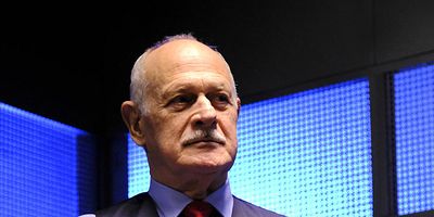 poster de la série 17h00 - 18h00