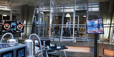 poster de la série Out of the Shadows