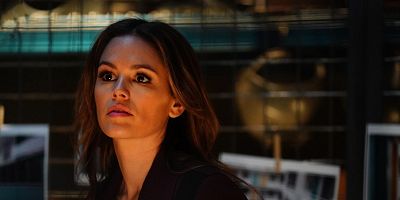 poster de la série La mort lui va si bien