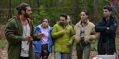 poster de la série Erkenci Kuş 19.Bölüm