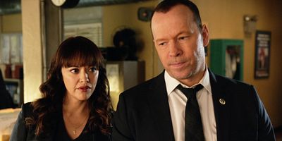 poster de la série La malédiction