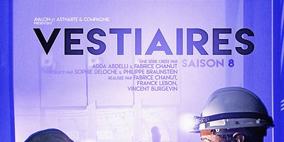 poster de la série A la guerre