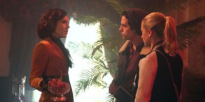 poster de la série Le Dahlia rouge