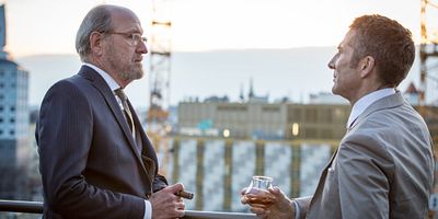 poster de la série Tout va extrêmement bien