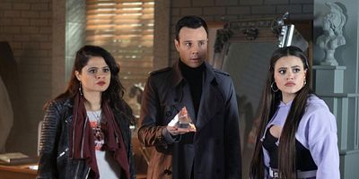 poster de la série La source se réveille