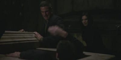 poster de la série De tombe en tombe