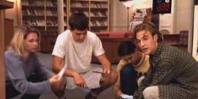 poster de la série Deux garçons, trois filles, cinq possibilités