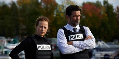 poster de la série Helen
