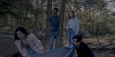 poster de la série Les liens qui nous unissent