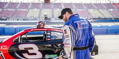 poster de la série Oiseaux de nuit